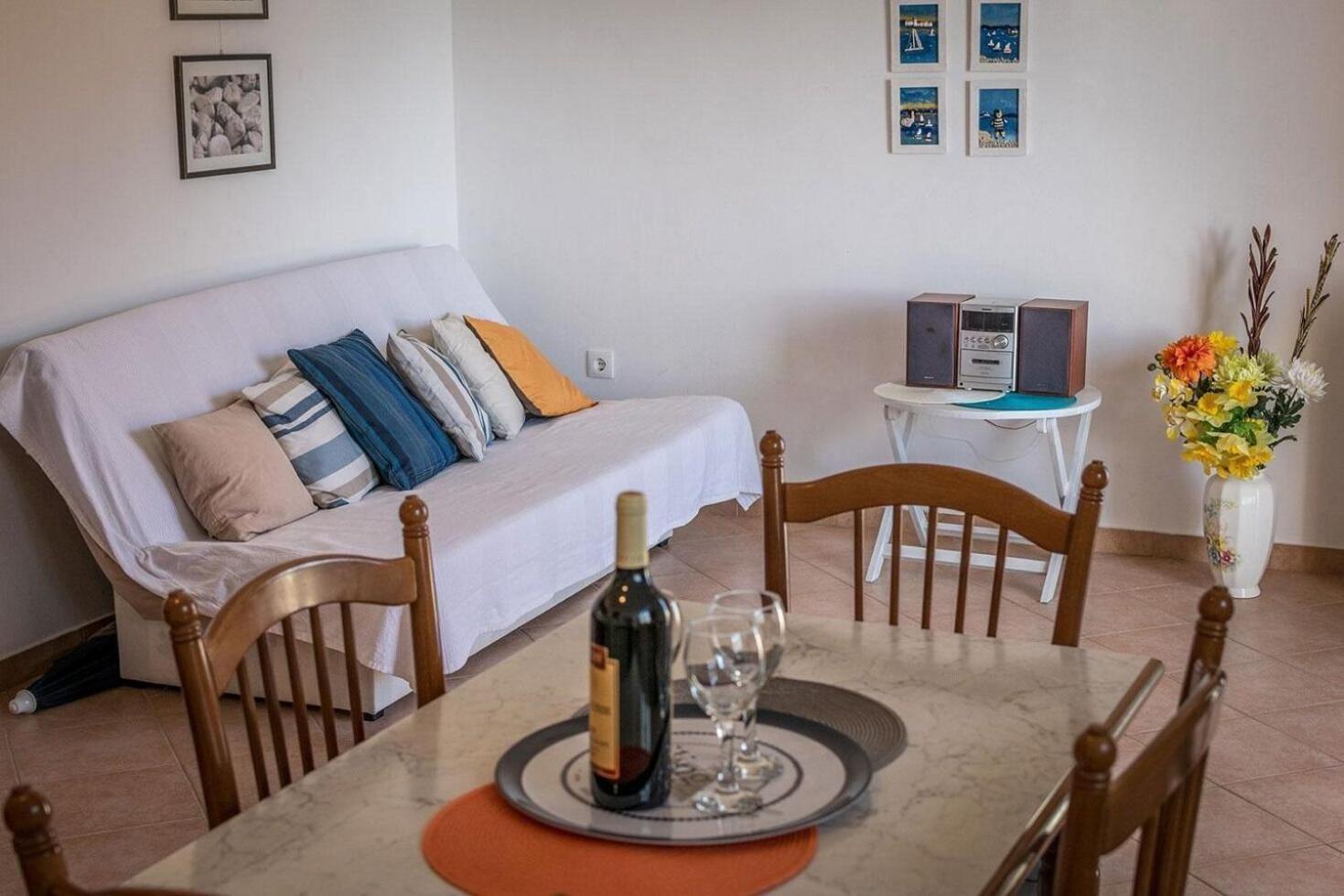 Apartments Brane - 100M From The Beach Trogir Dış mekan fotoğraf