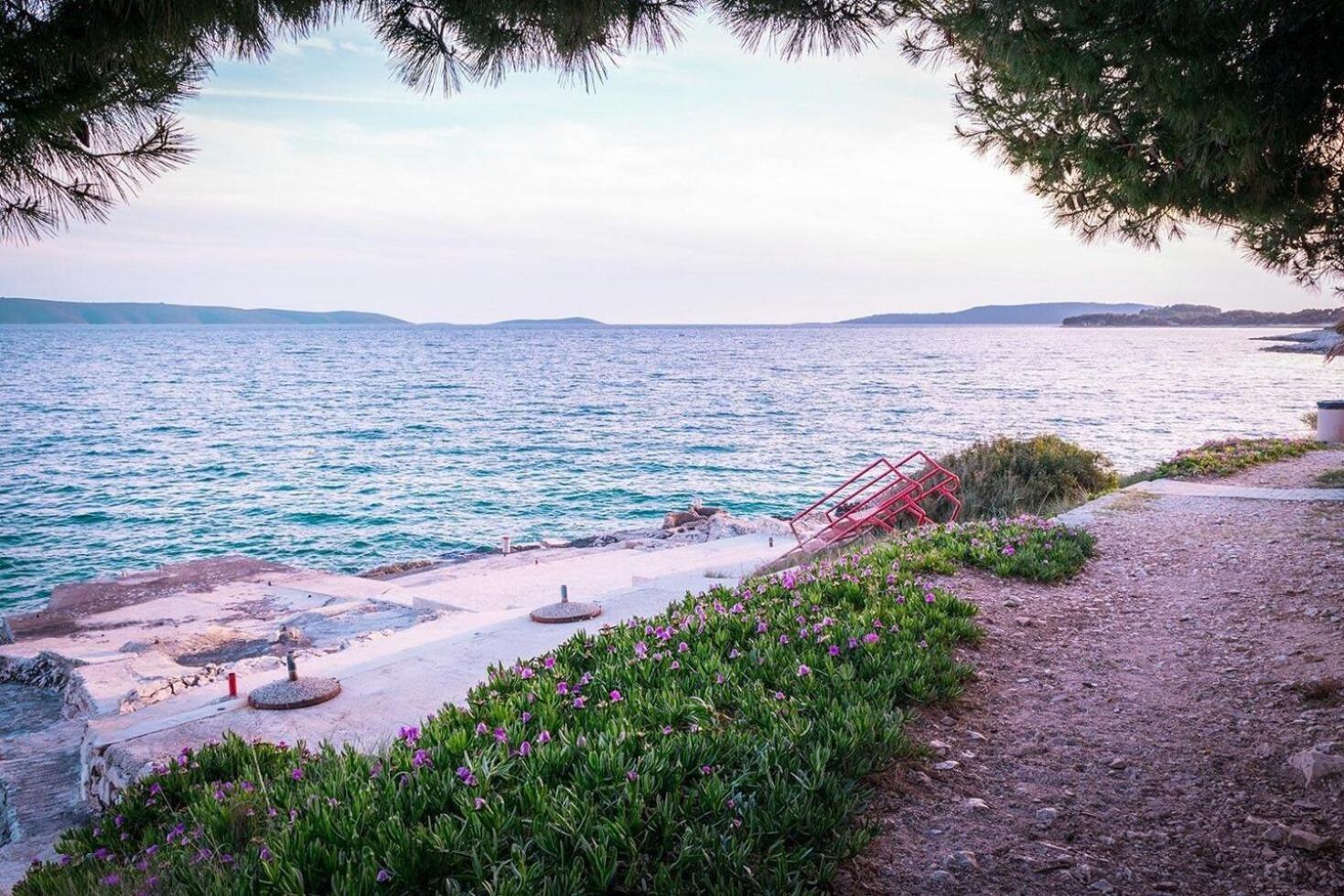 Apartments Brane - 100M From The Beach Trogir Dış mekan fotoğraf